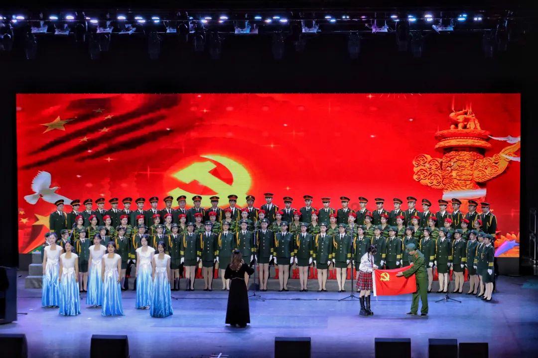 金杯汽车工业控股公司被强执9亿